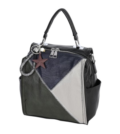  Дамска чанта/раница от еко кожа в черен цвят с шарени кръпки. Код: 009