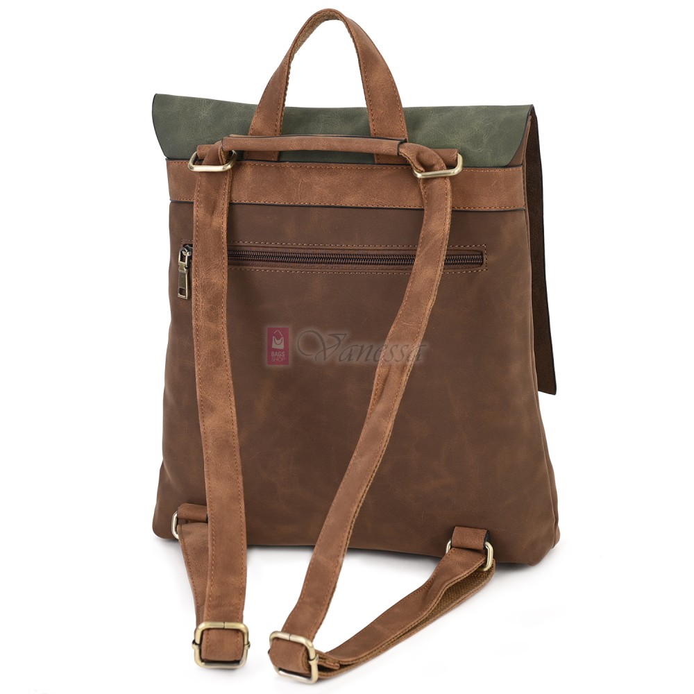  Дамска раница от велур, в кафяв цвят. Код: 01106-10