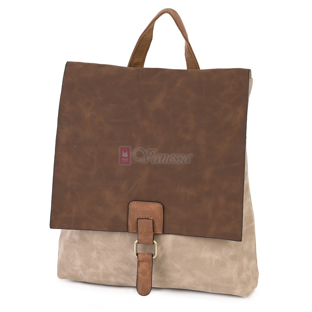  Дамска раница от велур, в бежов цвят. Код: 01106-10