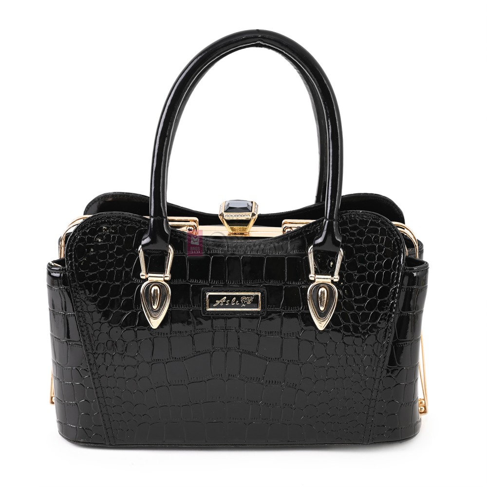 Eлегантна дамска чанта от еко кожа в черен цвят Код: 0124