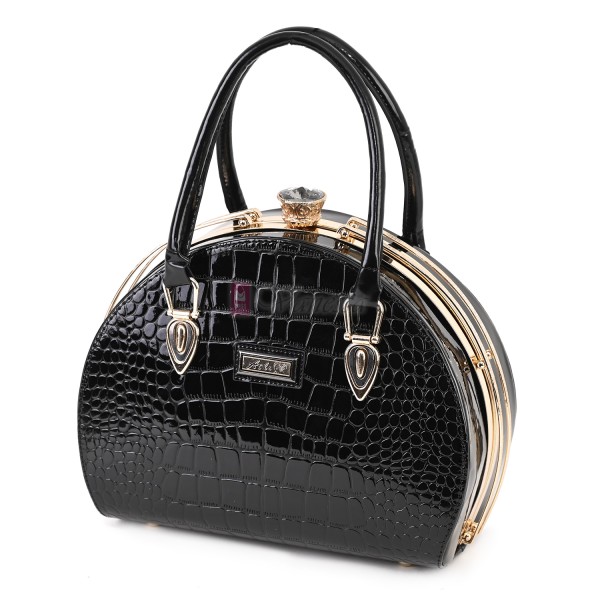 Eлегантна дамска чанта от еко кожа в черен цвят Код: 0126-1