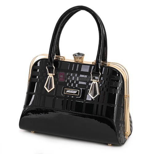 Eлегантна дамска чанта от еко кожа в черен цвят Код: 0134-1