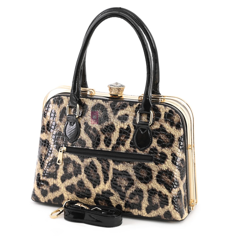 Eлегантна дамска чанта от еко кожа в бежов цвят Код: 075