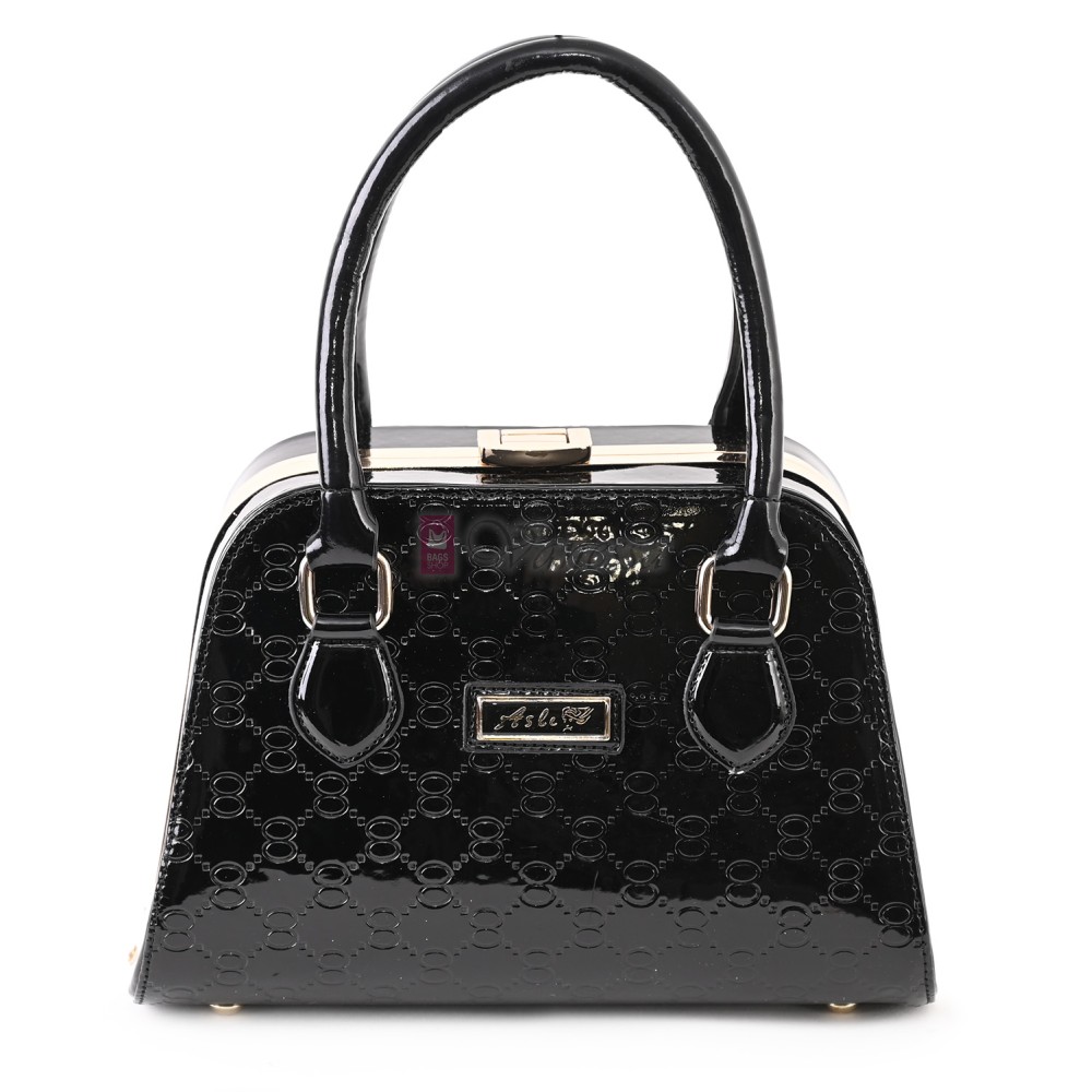 Eлегантна дамска чанта от еко кожа в черен цвят Код: 0135