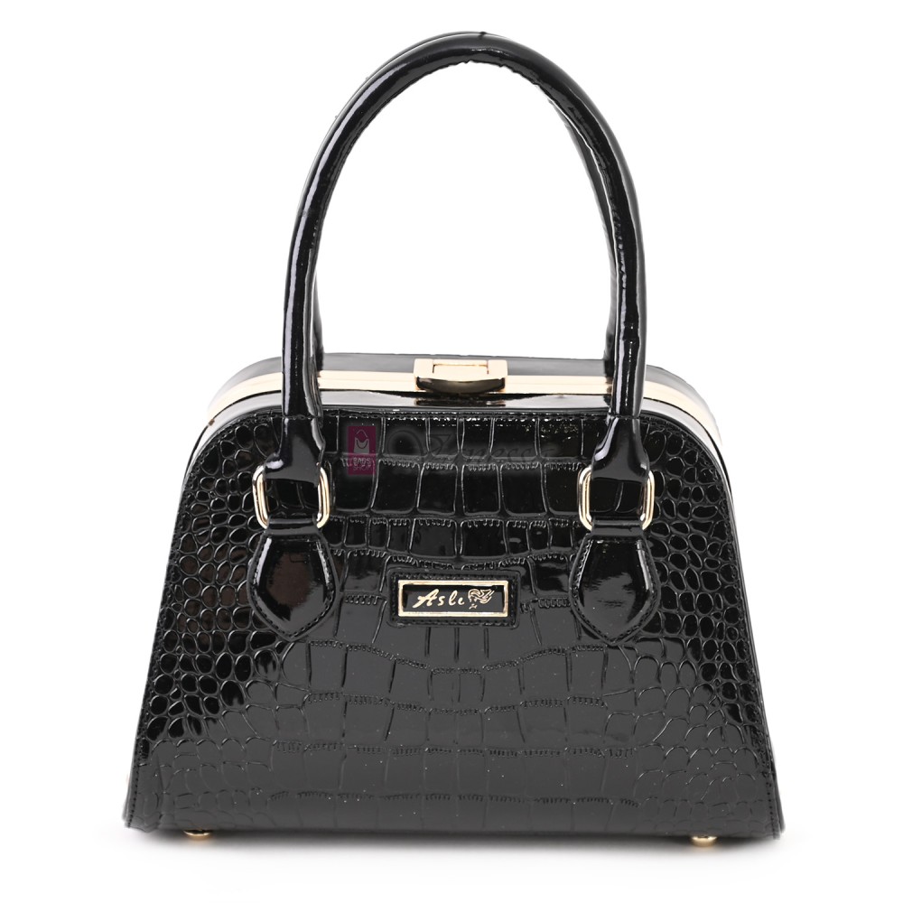 Eлегантна дамска чанта от еко кожа в черен цвят Код: 0135-1