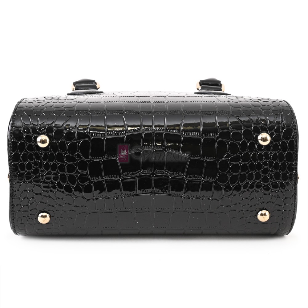 Eлегантна дамска чанта от еко кожа в черен цвят Код: 0135-1