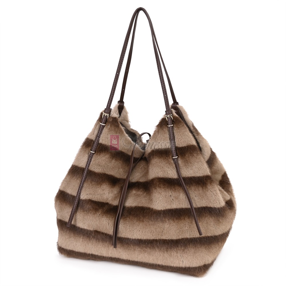 Голяма дамска чанта от текстил, в кафяв цвят. Код: 0251