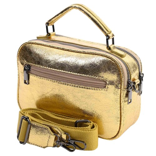 Дамска чанта от лъскава еко кожа в златист цвят Код: 0282