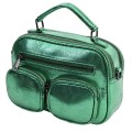 Дамска чанта от лъскава еко кожа в зелен цвят Код: 0282