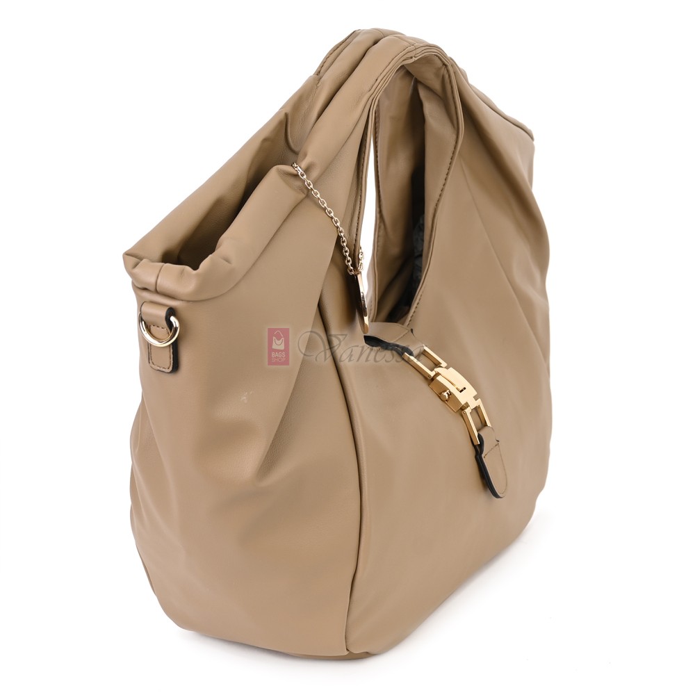Голяма дамска чанта, от висококачествена еко кожа, в бежов цвят. Код: 0319