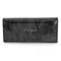 Голямо дамско портмоне, от лачена естествена кожа, в черен цвят. КОД: CS0807