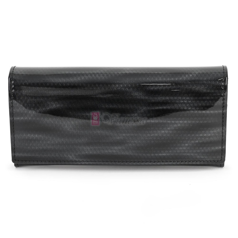 Голямо дамско портмоне, от лачена естествена кожа, в черен цвят. КОД: JXG0807