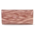 Голямо дамско портмоне, от лачена естествена кожа, в розов цвят. КОД: JXG0807