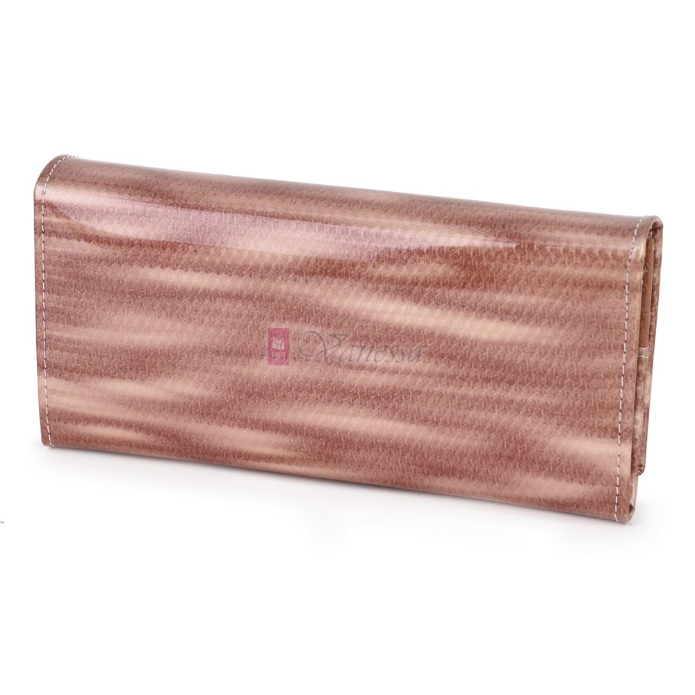 Голямо дамско портмоне, от лачена естествена кожа, в розов цвят. КОД: JXG0807