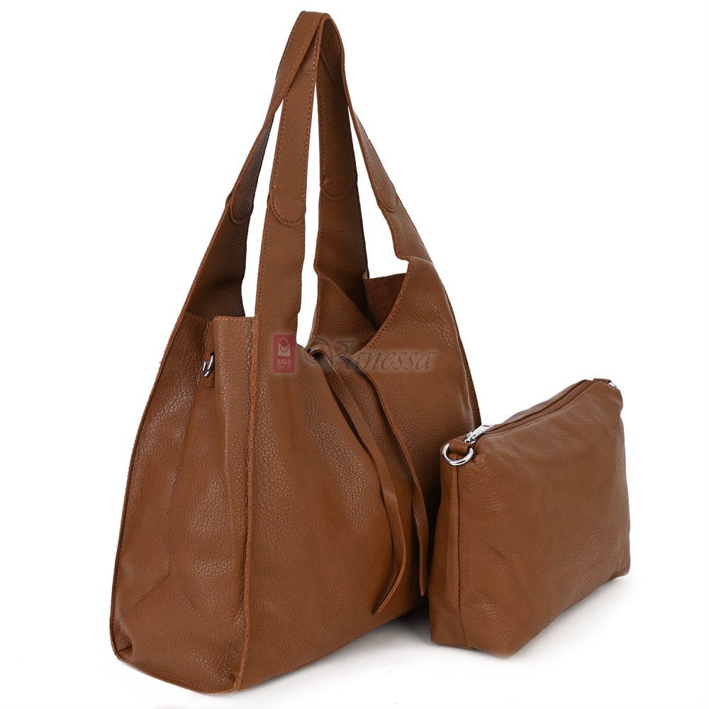 Голяма дамска чанта от еко кожа в кафяв цвят. Код: 1388