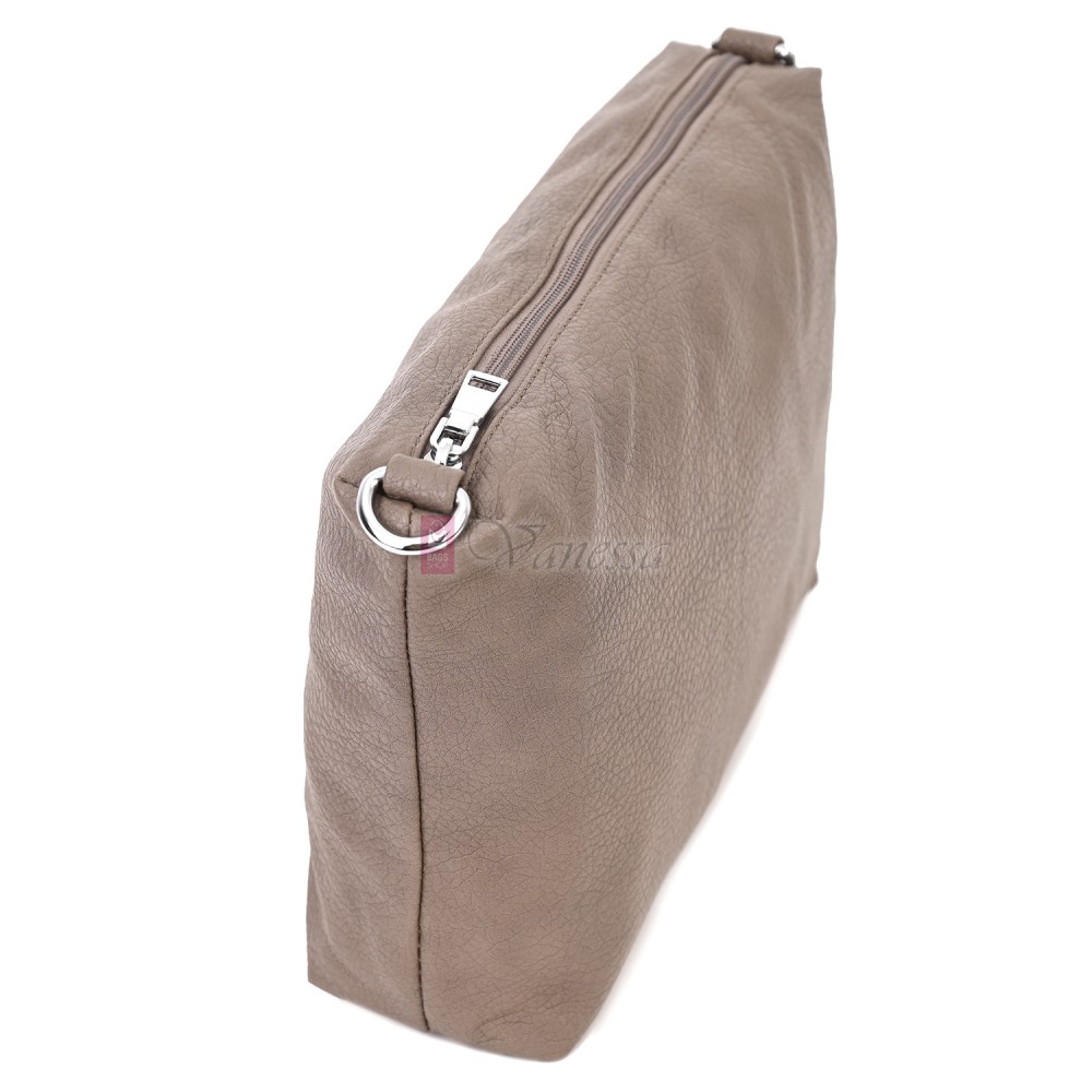 Голяма дамска чанта от еко кожа в бежов цвят. Код: 146-2