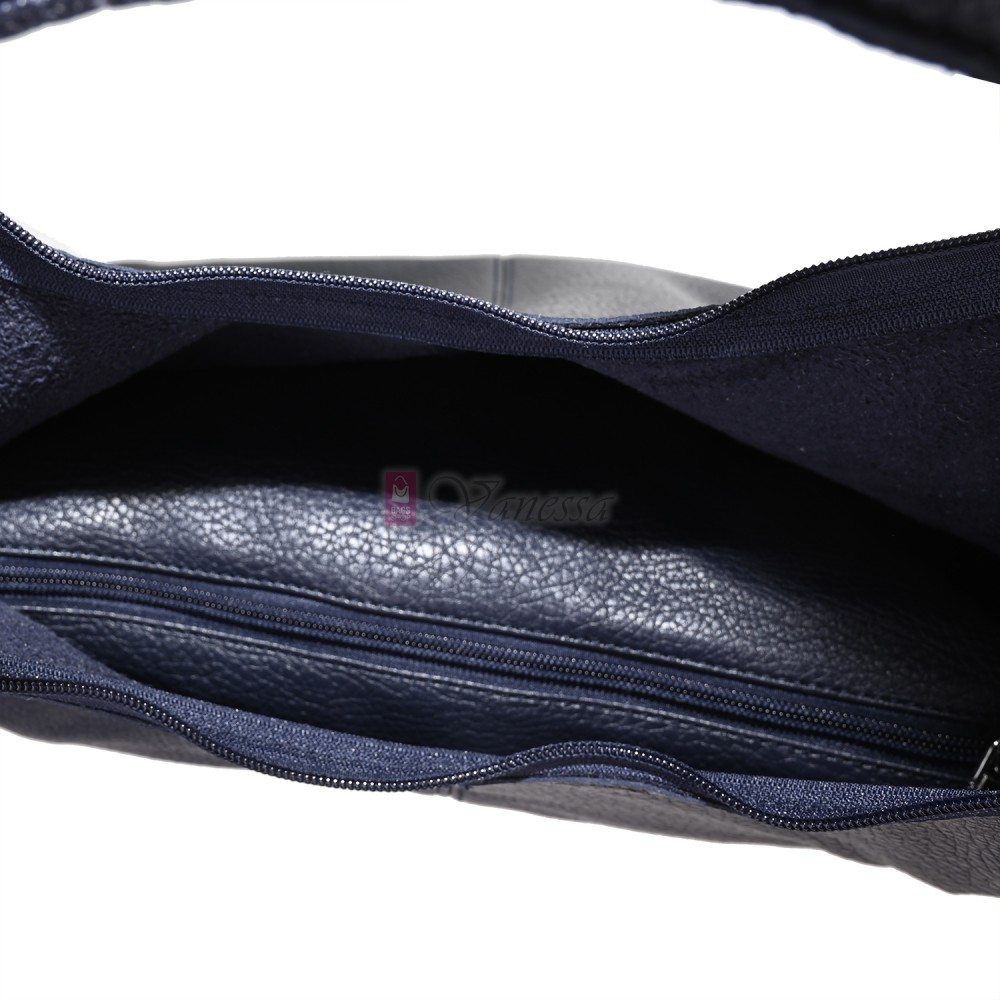 Голяма дамска чанта от еко кожа в тъмносин цвят. Код: 146-2