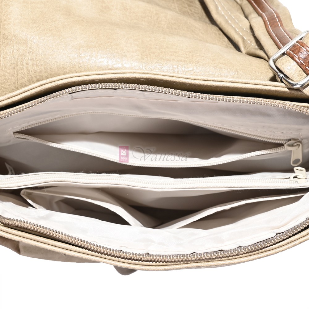 Дамска чанта от висококачествена еко кожа в тъмнобежов цвят Код: 15120