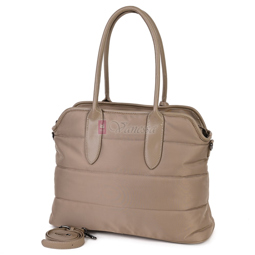 Голяма дамска чанта от текстил, в тъмнобежов цвят. Код: 1540-180