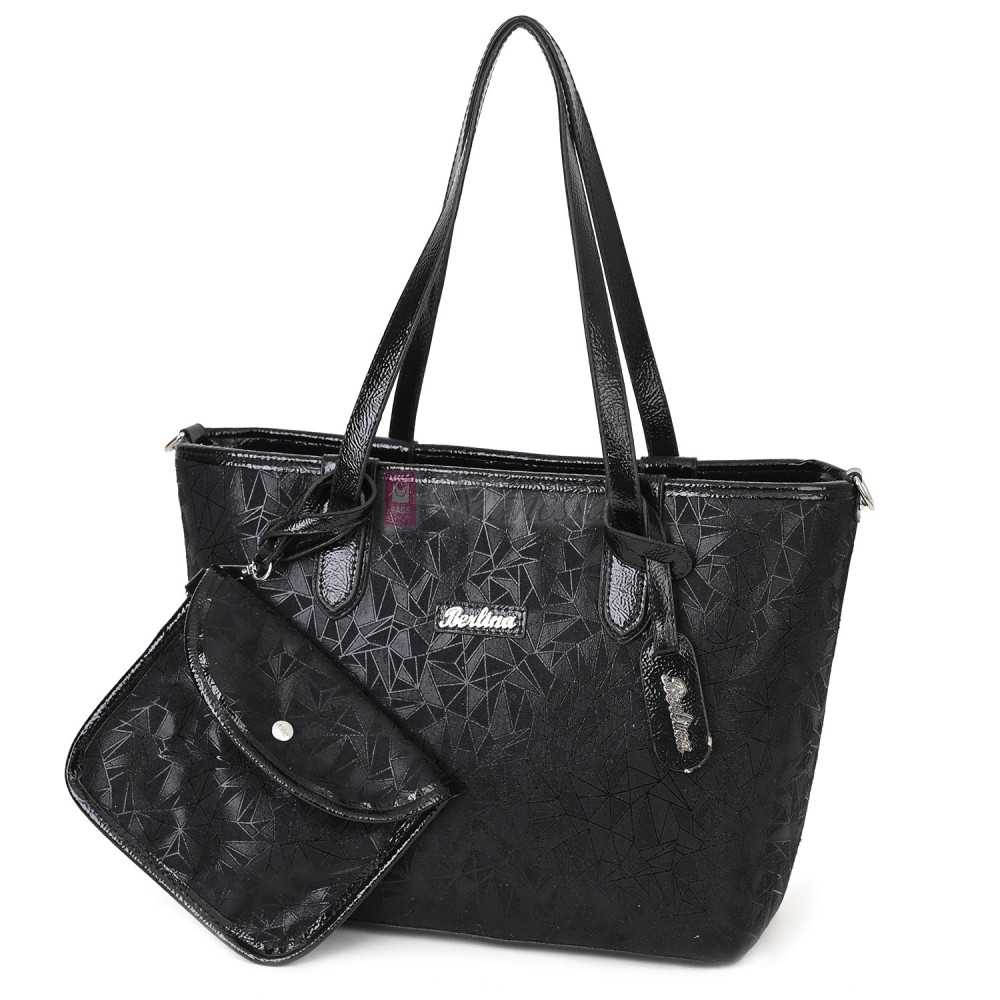  Дамска чанта от висококачествена еко кожа, в черен цвят. Код: 1549