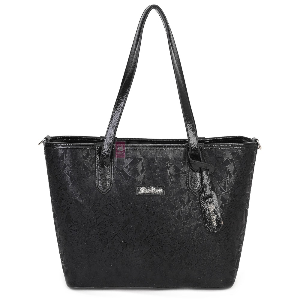  Дамска чанта от висококачествена еко кожа, в черен цвят. Код: 1549