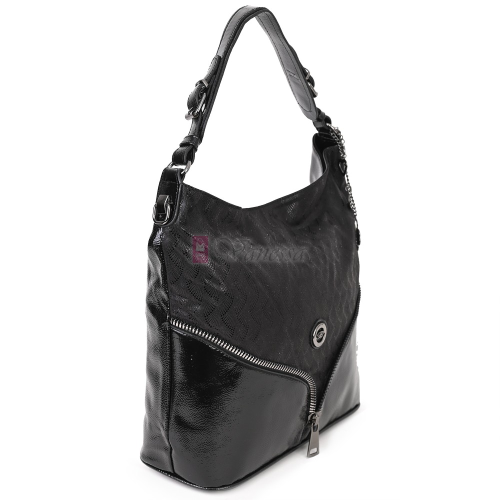  Дамска чанта от висококачествена, лачена еко кожа, в черен цвят. Код: 1568