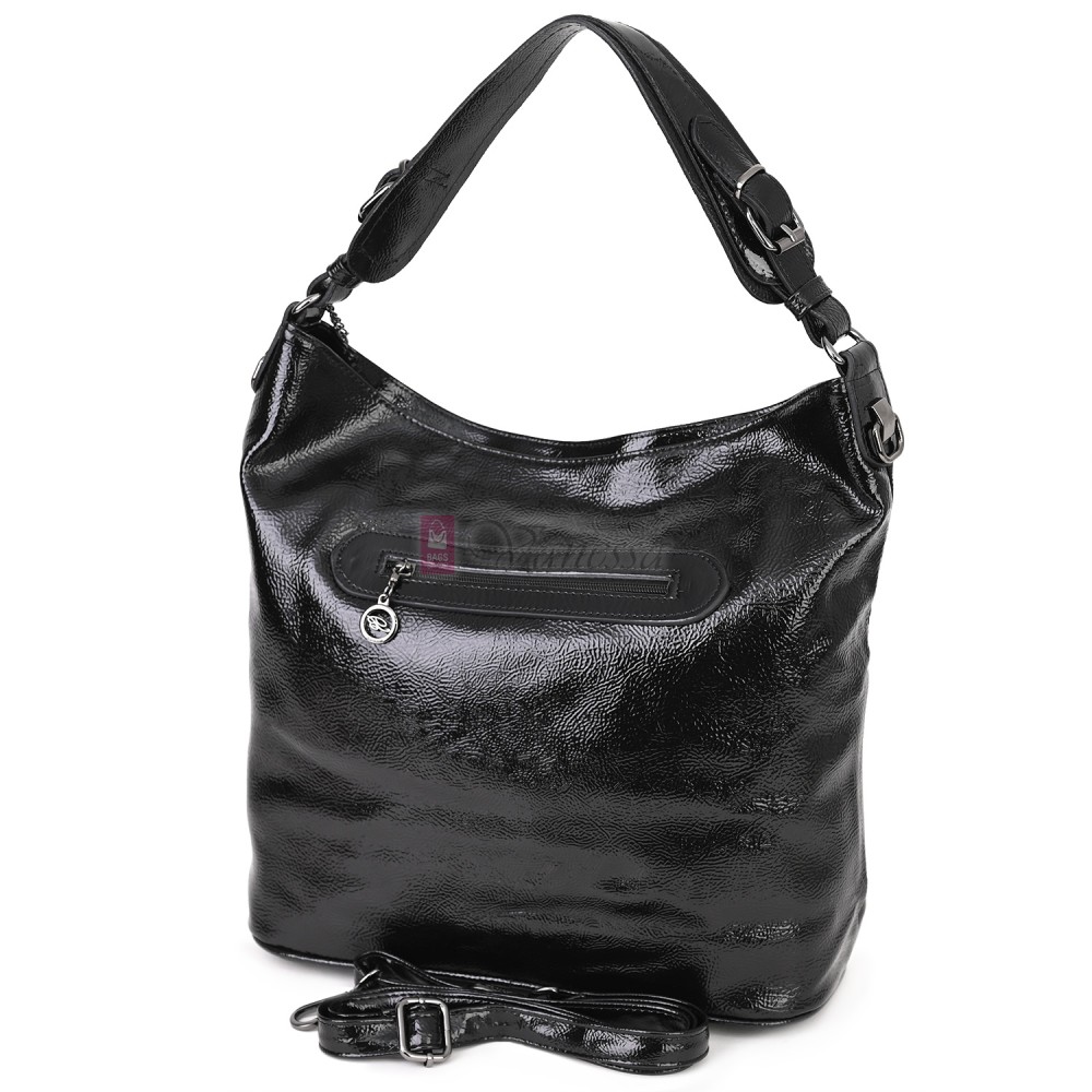  Дамска чанта от висококачествена, лачена еко кожа, в черен цвят. Код: 1568