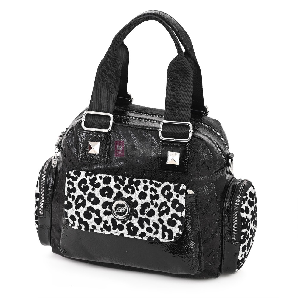  Дамска чанта от висококачествена еко кожа, в черен цвят. Код: 1570-2