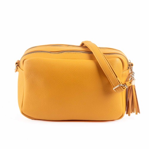 Малка дамска чанта от еко кожа в жълт цвят. Код: 2099