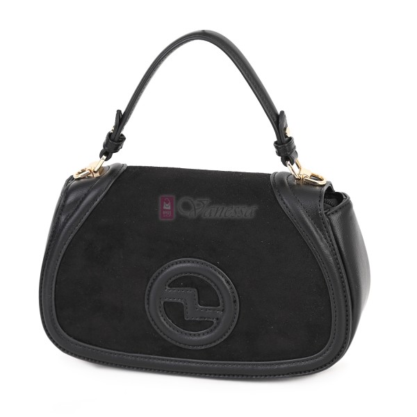 Малка дамска чанта от висококачествена еко кожа в черен цвят. Код: CE227