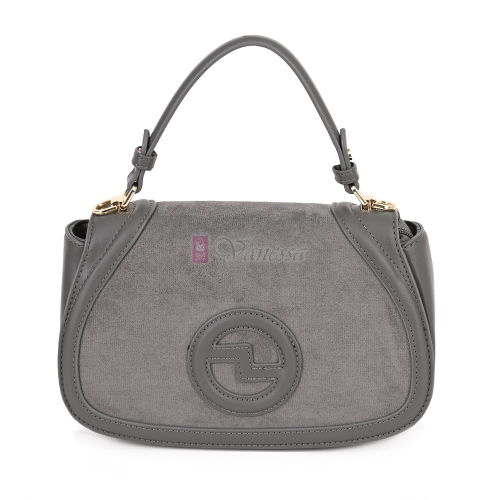 Малка дамска чанта от висококачествена еко кожа в сив цвят. Код: CE227