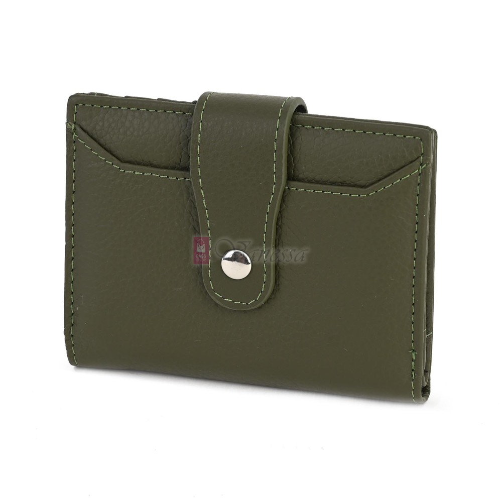 Малко дамско портмоне от естествена кожа в зелен цвят. КОД: 23-15