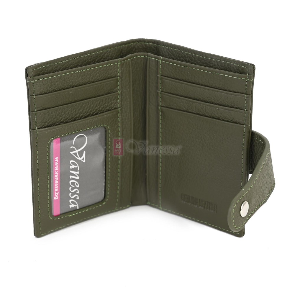 Малко дамско портмоне от естествена кожа в зелен цвят. КОД: 23-15