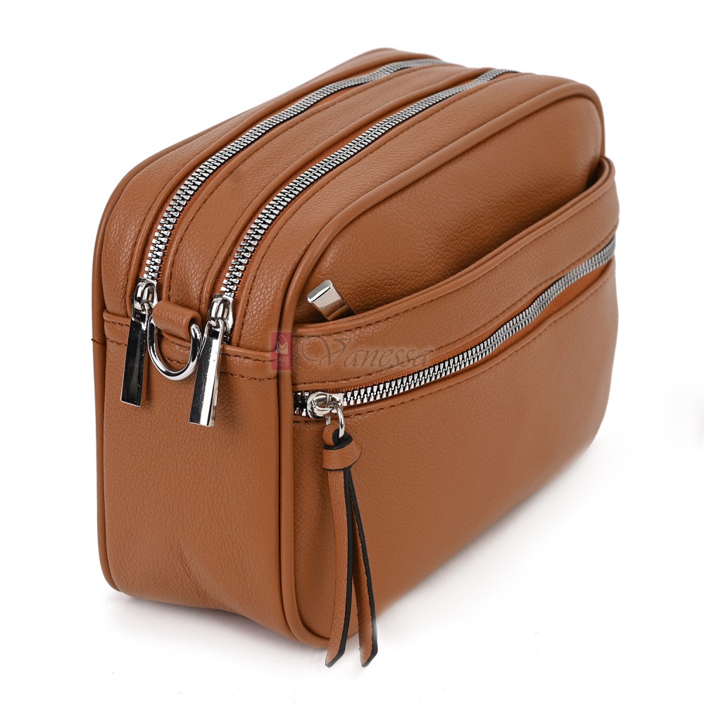  Дамска чанта от екологична кожа в кафяв цвят. Код: AP2312