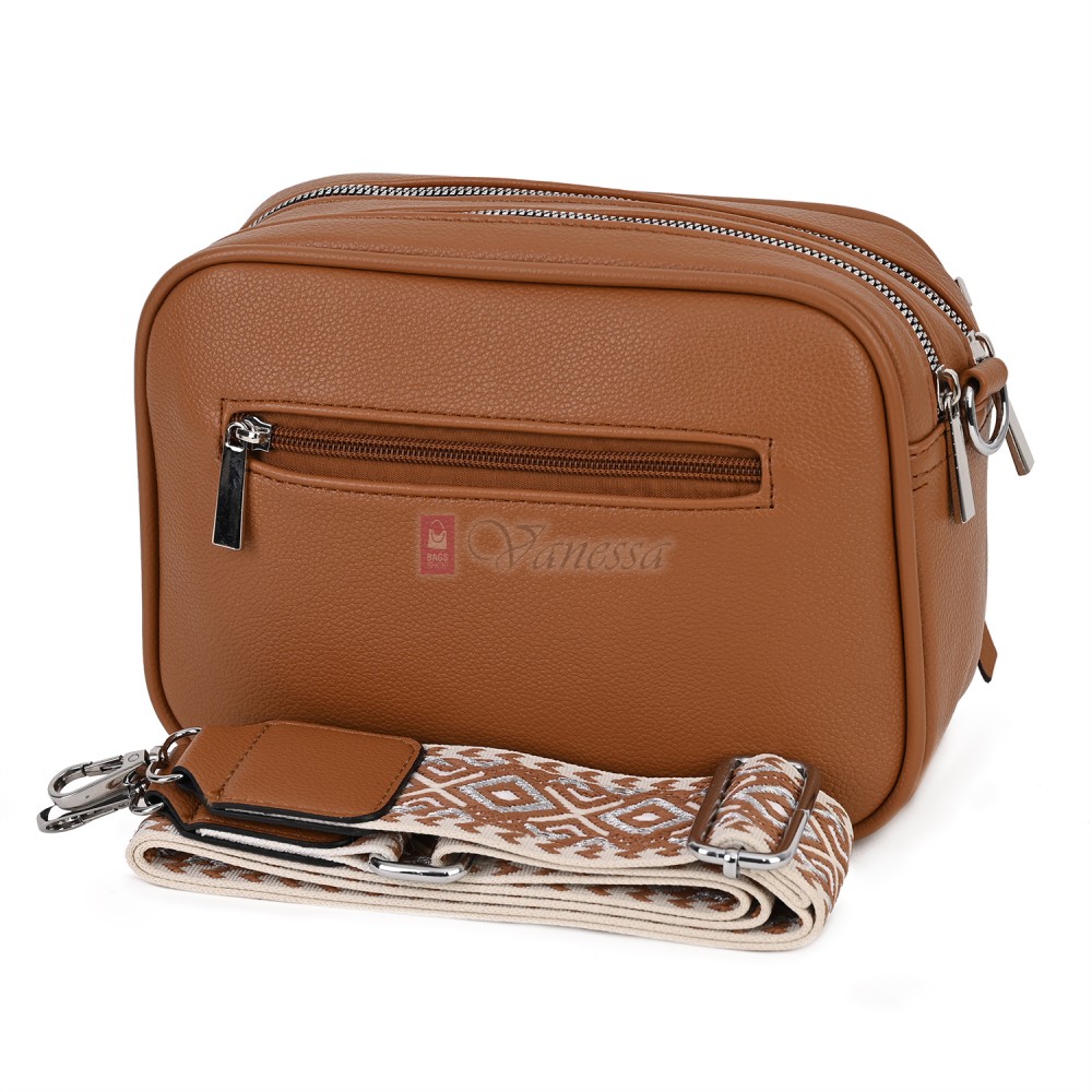  Дамска чанта от екологична кожа в кафяв цвят. Код: AP2312