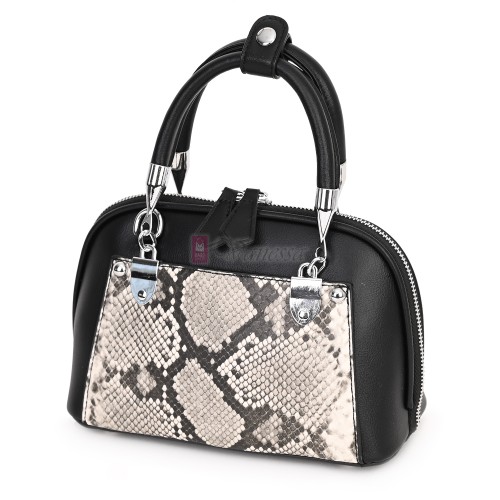 Малка дамска чанта от еко кожа, в черен цвят. Код: 2554