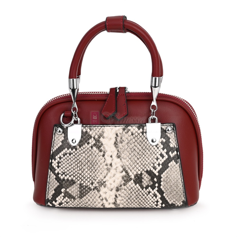 Малка дамска чанта от еко кожа, в цвят бордо. Код: 2554