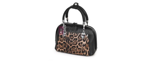 Малка дамска чанта от еко кожа, в черен цвят. Код: 2554-1