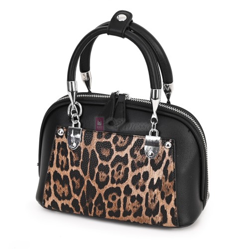 Малка дамска чанта от еко кожа, в черен цвят. Код: 2554-1