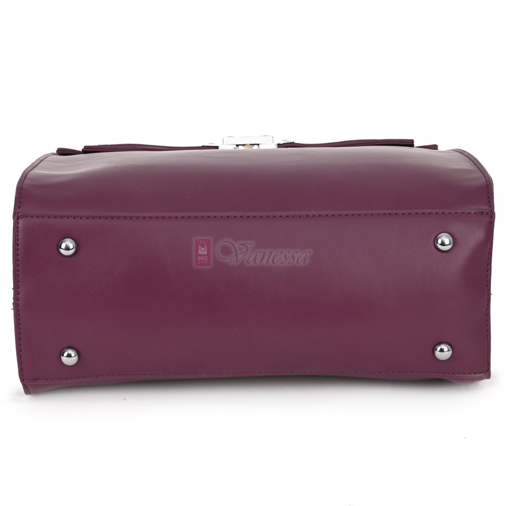  Дамска чанта от висококачествена еко кожа в цвят бордо. Код: 2886