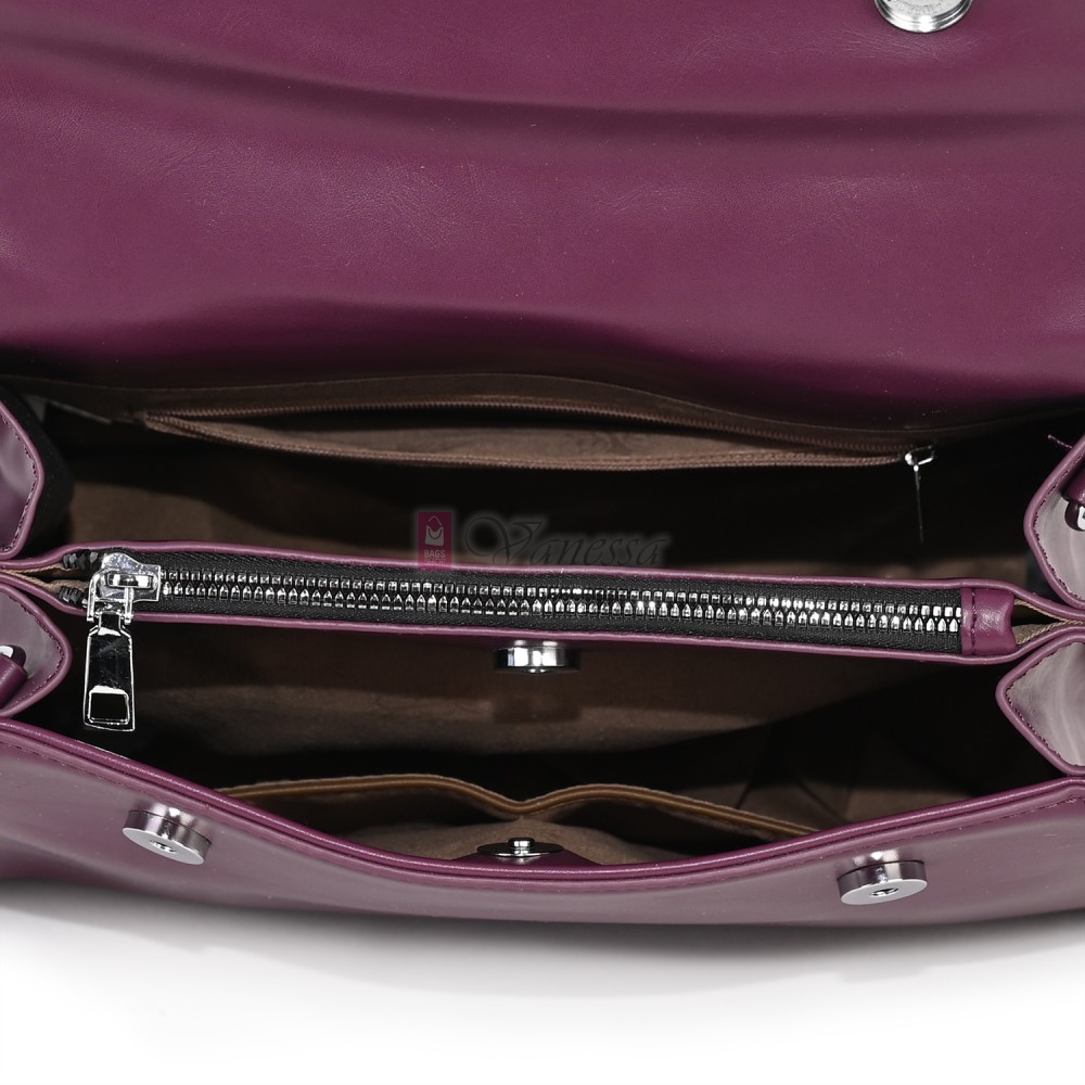  Дамска чанта от висококачествена еко кожа в цвят бордо. Код: 2886