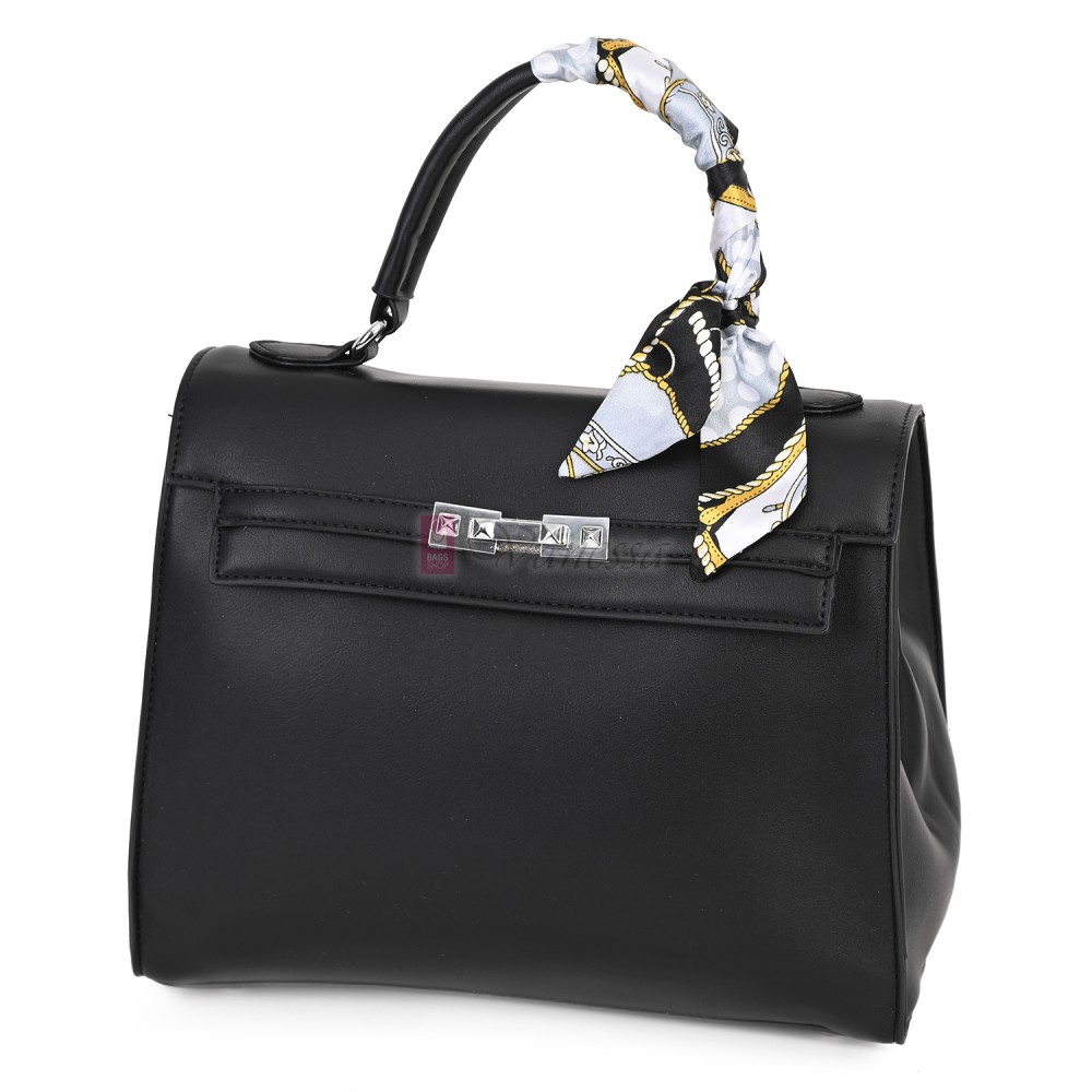  Дамска чанта от висококачествена еко кожа в черен цвят. Код: 2886