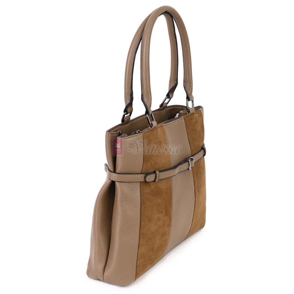Голяма дамска ежедневна чанта от еко кожа, в тъмнобежов цвят. Код: 371