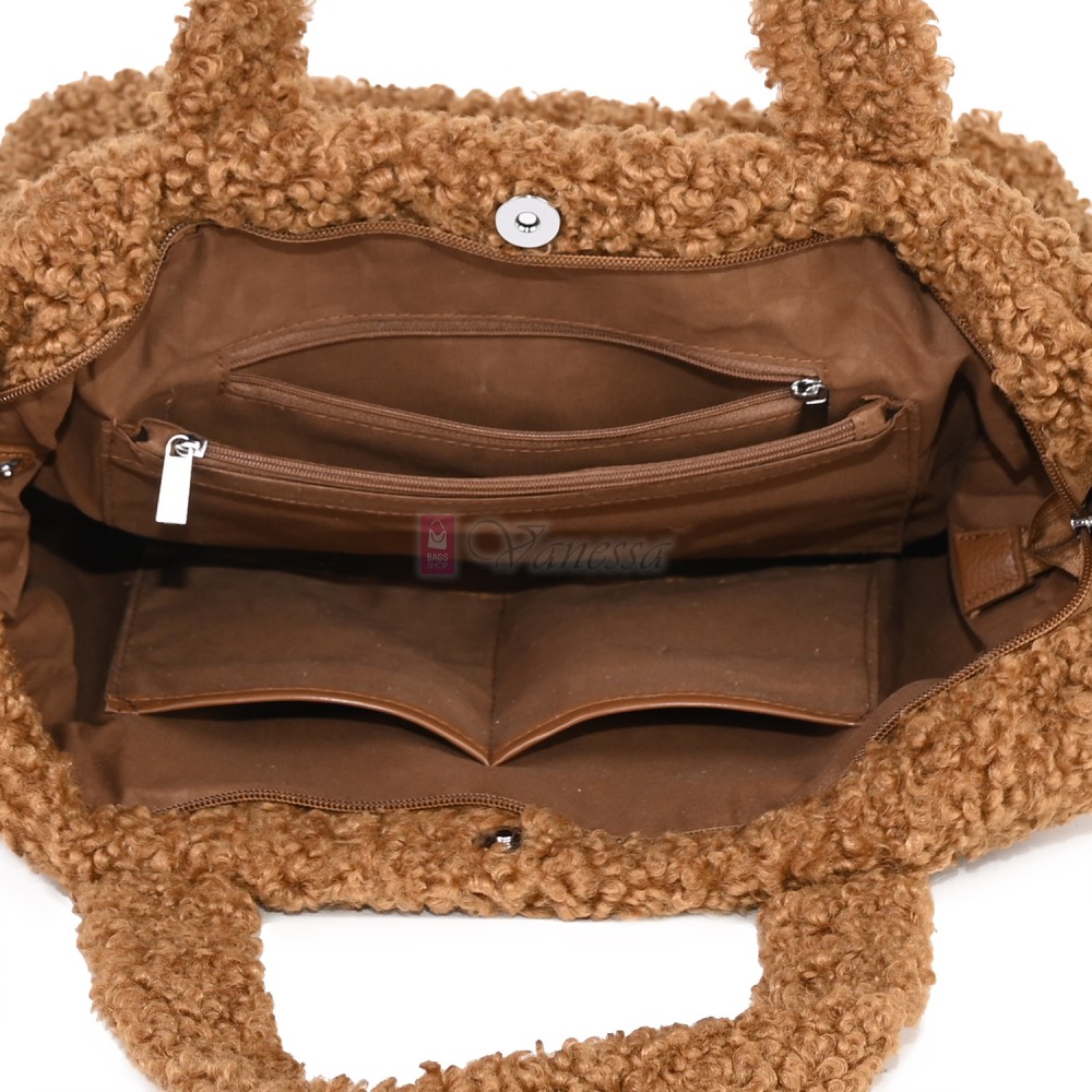 Дамска чанта от текстил, в кафяв цвят. Код: 3788-30