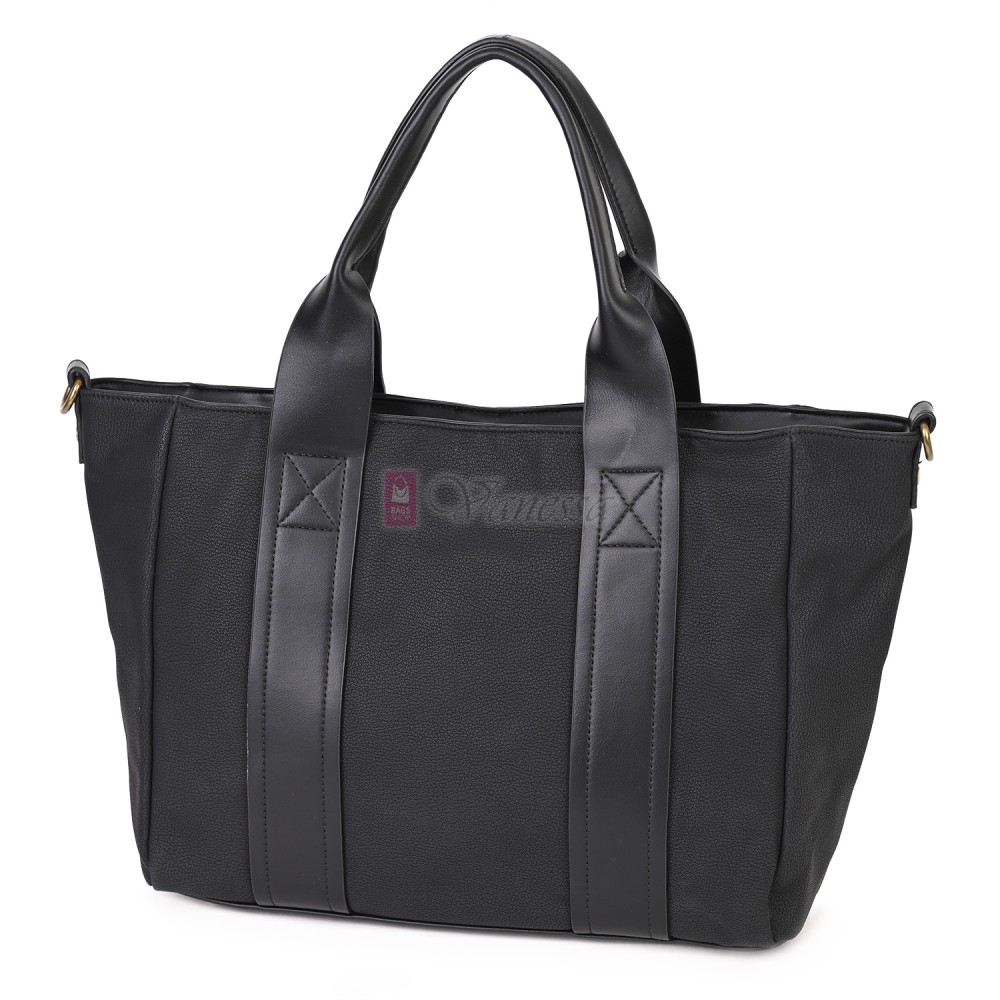 Голяма дамска ежедневна чанта от еко кожа, в черен цвят. Код: 3792-30