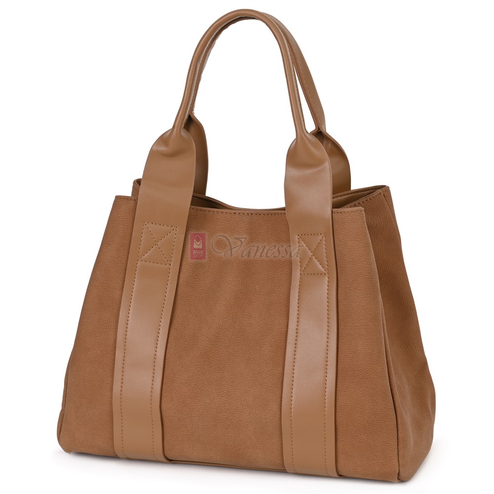 Голяма дамска ежедневна чанта от еко кожа, в кафяв цвят. Код: 3792-30