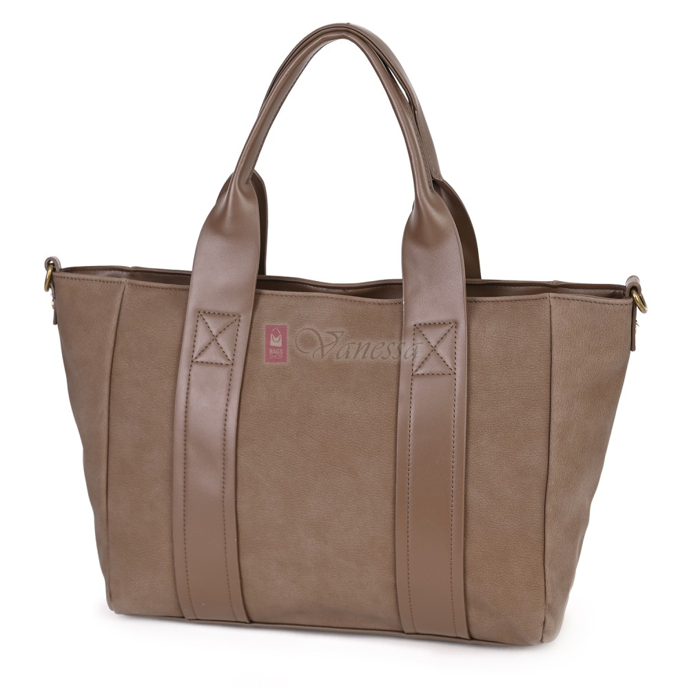 Голяма дамска ежедневна чанта от еко кожа, в тъмнобежов цвят. Код: 3792-30