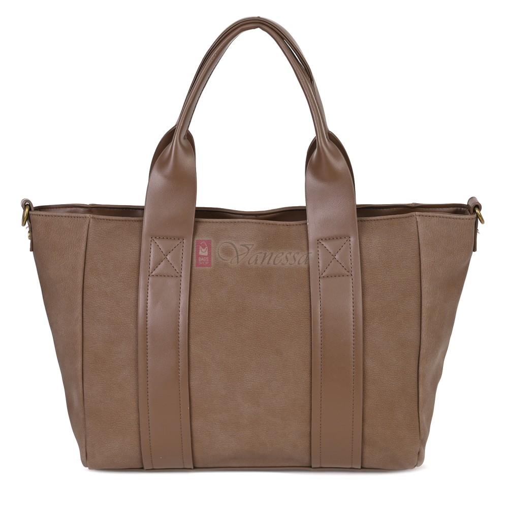Голяма дамска ежедневна чанта от еко кожа, в тъмнобежов цвят. Код: 3792-30