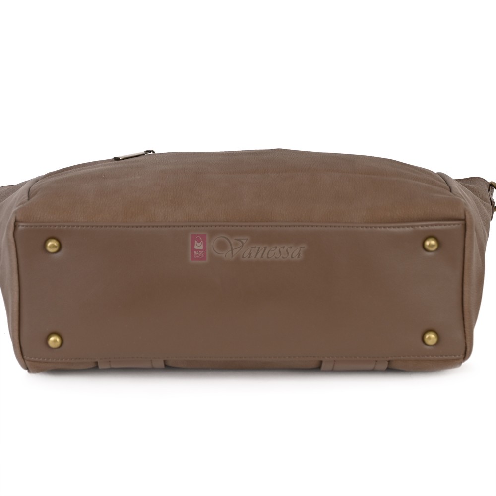 Голяма дамска ежедневна чанта от еко кожа, в тъмнокафяв цвят. Код: 3792-30