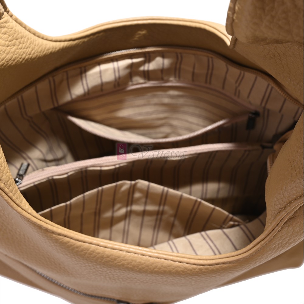 Голяма дамска чанта от еко кожа, в бежов цвят. Код: 394